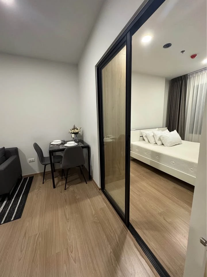 Condo for rent Chewathai Pinklao, ready to move in, complete facilities, hurry up and reserve now.
