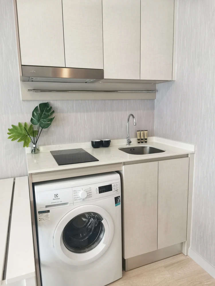 For rent คอนโด Knightsbridge Prime Sathorn ห้องพร้อใอยู่ แต่งครบจบที่เดียว มาแต่ตัวเข้าอยู่ได้เลย อย่าพลาด