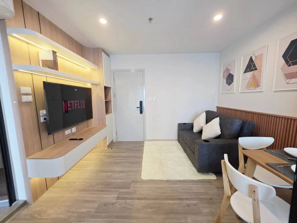 For rent โครงการ  Regent Home Bangna ห้องแบบพิเศษ ห้องหน้ากว้าง แต่งบิ้วอินท์ อย่างดี จองเลย อย่ารอช้า