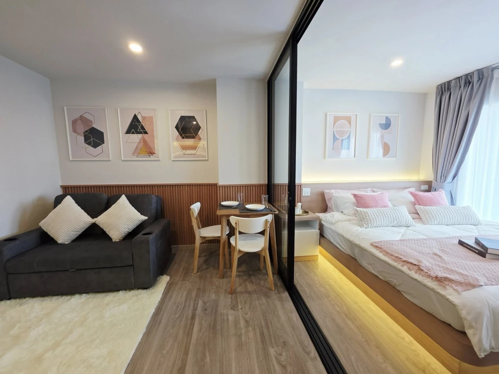 For rent โครงการ  Regent Home Bangna ห้องแบบพิเศษ ห้องหน้ากว้าง แต่งบิ้วอินท์ อย่างดี จองเลย อย่ารอช้า