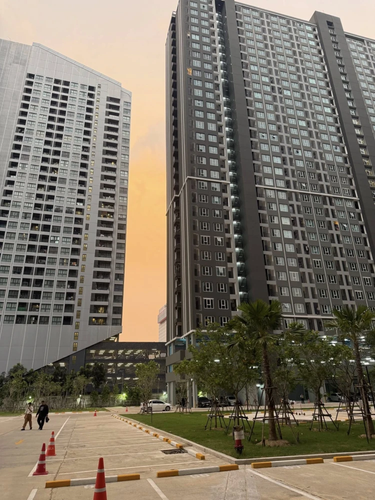 For rent 𝐑𝐞𝐠𝐞𝐧𝐭 𝐇𝐨𝐦𝐞 𝐁𝐚𝐧𝐠𝐧𝐚 ห้องน่าอยู่ เฟอร์ เครื่องใช้ไฟฟ้าครบ ไม่จองแล้วจะเสียดายทีหลัง