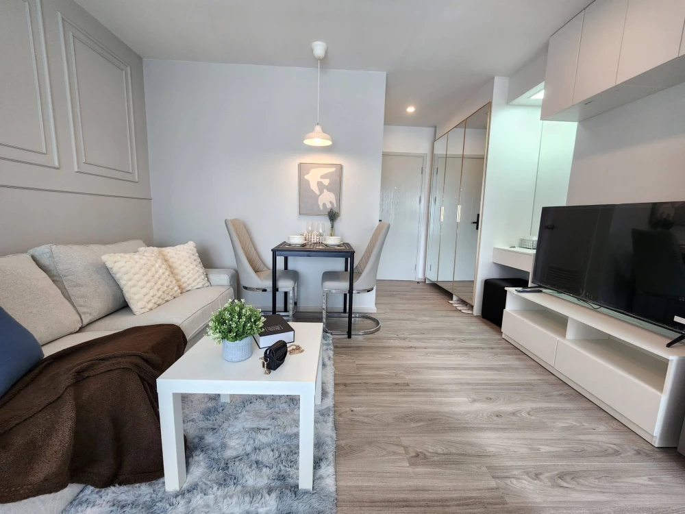 FOR RENT | Regent Home Bangna ห้องแต่งพร้อมอยู่ สิ่งอำนวยความสะดวกครบ ลากกระเป๋าเข้าอยู่ได้เลย