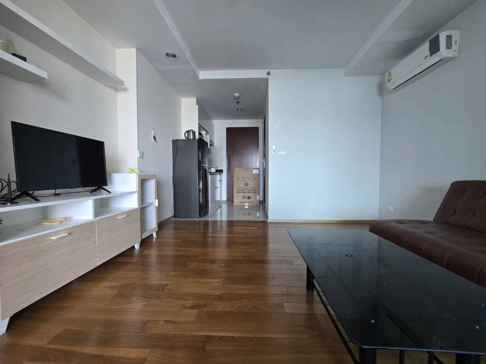 For rent Abstracts Phahonyothin Park, separate rooms, well-divided zones, good price, must hurry to reserve.