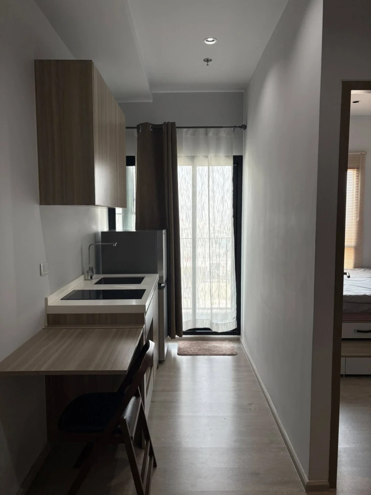 For rent: ALTITUDE UNICORN Sathorn-Tha Phra. Ready-to-move-in unit on the 23rd floor with a great view. Affordable price. Move in quickly, don't miss