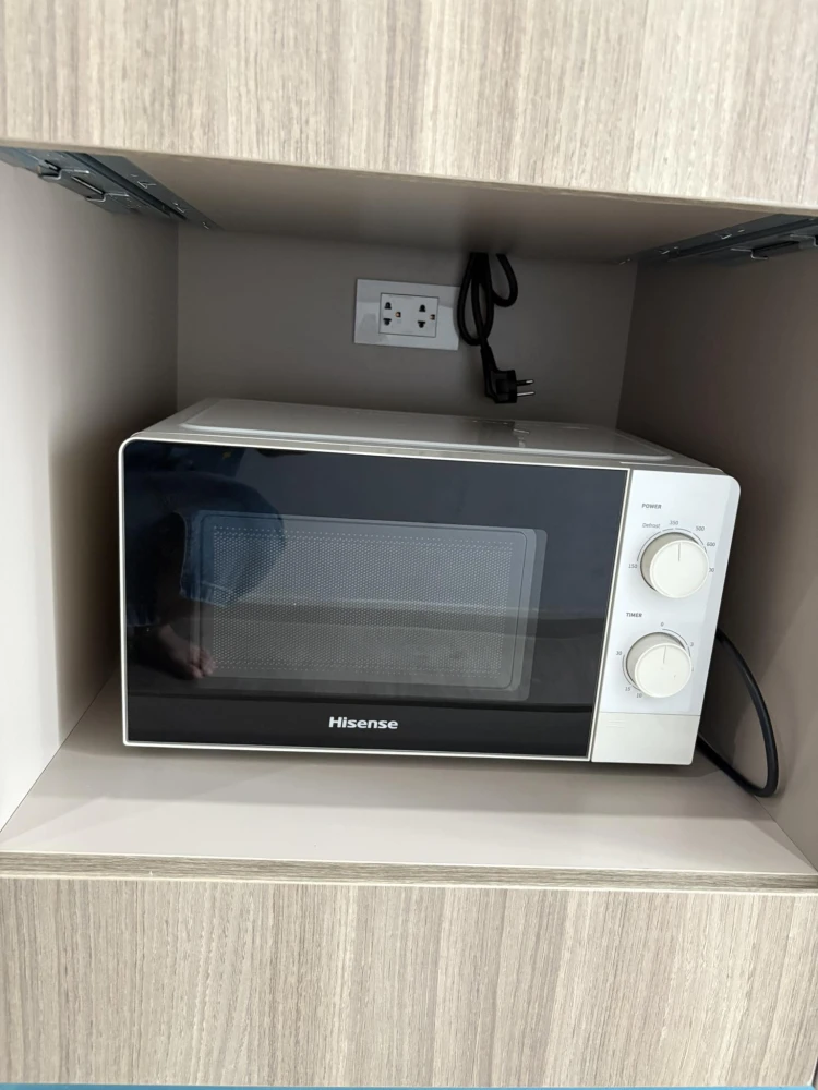 For rent: ALTITUDE UNICORN Sathorn-Tha Phra. Ready-to-move-in unit on the 23rd floor with a great view. Affordable price. Move in quickly, don't miss