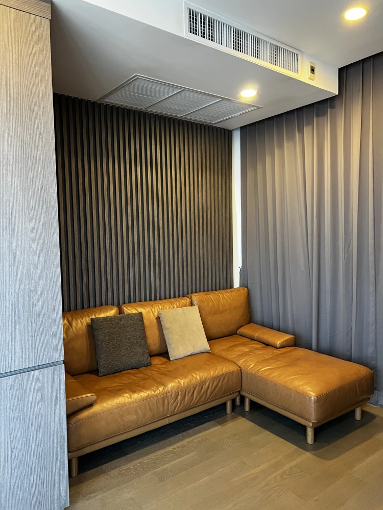 For rent Ashton Chula - Silom, large room, lots of usable space, comes with amenities, hurry and book.