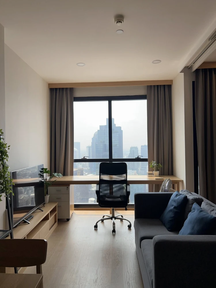 For rent Ashton chula-silom, beautiful room with a beautiful view, not blocked by the sun, not hot, convenient, complete in one place, hurry and book.