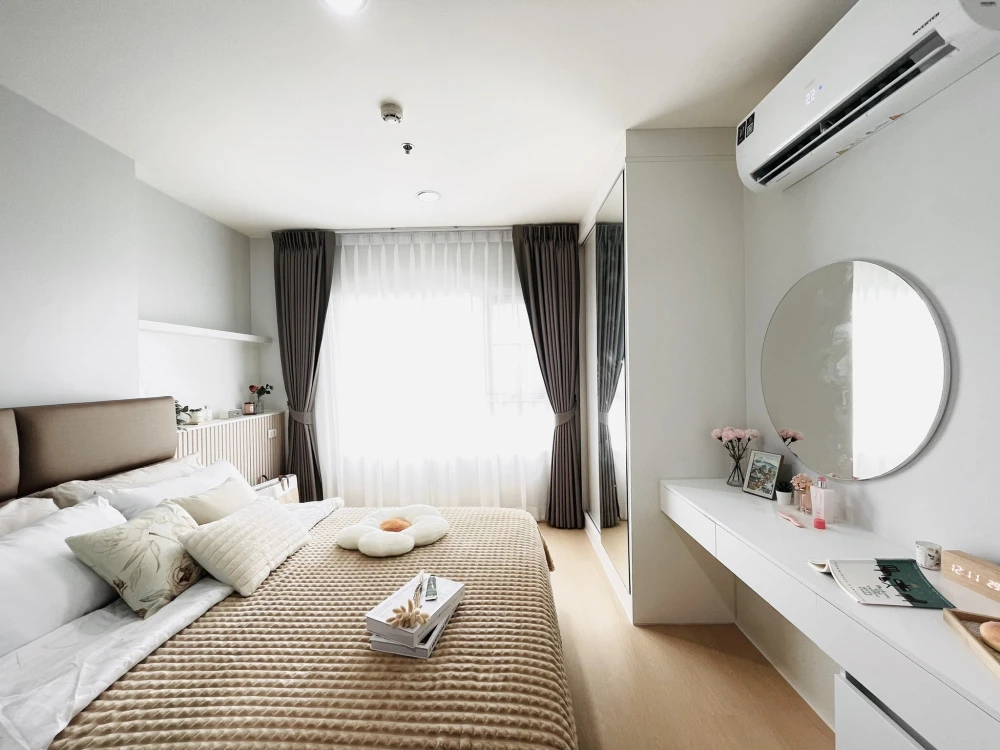 For rent Aspire Erawan, fully furnished room, ready to move in, complete with amenities. Hurry and reserve now, don't miss out!