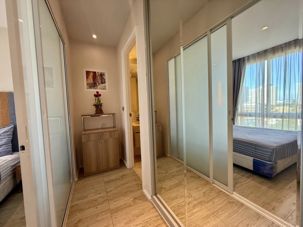 For rent Atlantis Condo Resort Pattaya, spacious room, lots of usable space, if you don't book, you'll regret it.