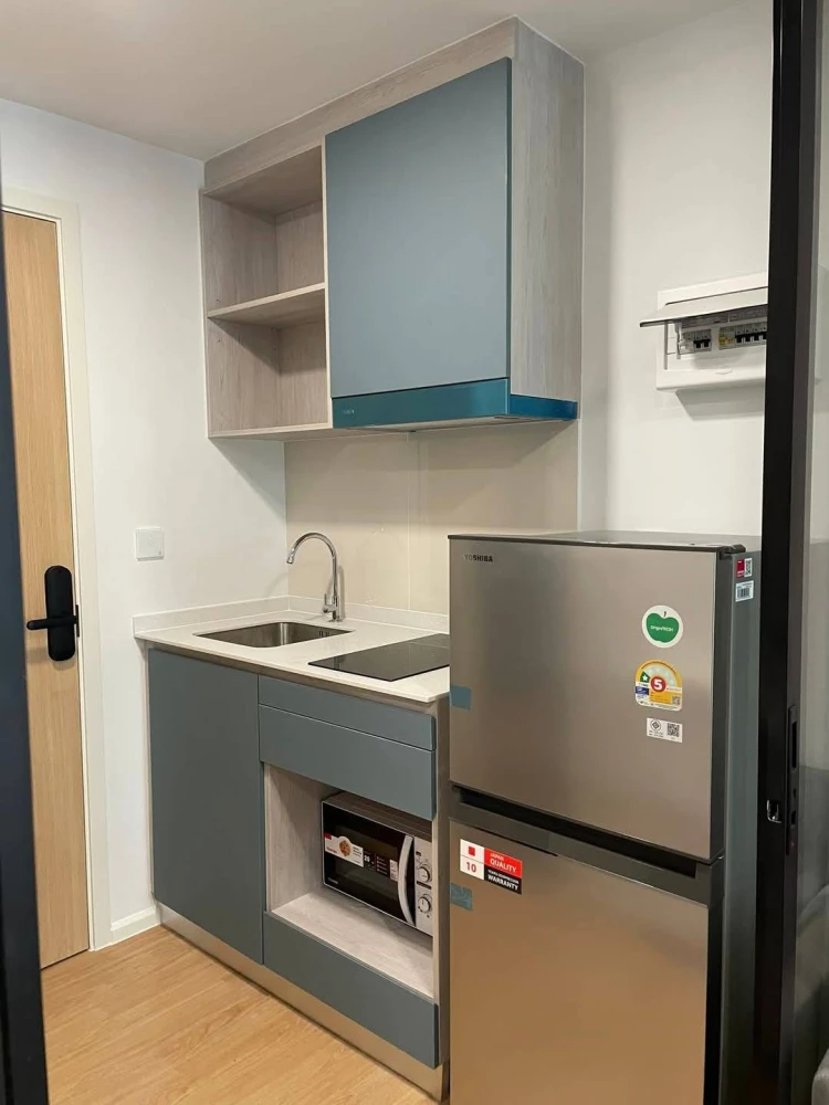 For rent Atmoz Kanaal Rangsit ห้องน่าอยู่ ชั้น 3 วิวสระน้ำ ครบจบที่นี่ รีบมาจับจองเลย อย่าพลาด