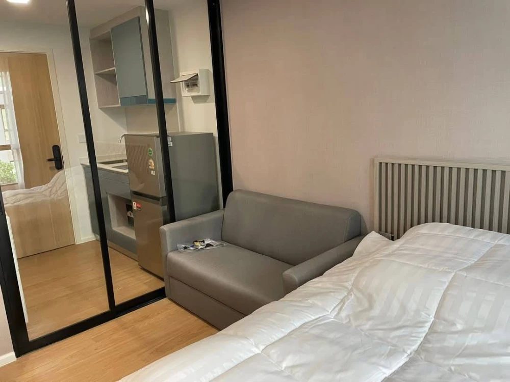For rent Atmoz Kanaal Rangsit, a nice room, 3rd floor, pool view, everything is here, hurry up and reserve it, don't miss it.