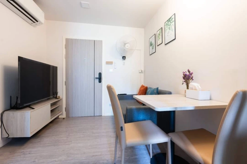 For rent Atmoz Tropicana Bangna ห้องน่าอยู่ เฟอร์ เครื่องใช้ไฟฟ้าครบพร้อม มาจองได้แล้ววันนี้