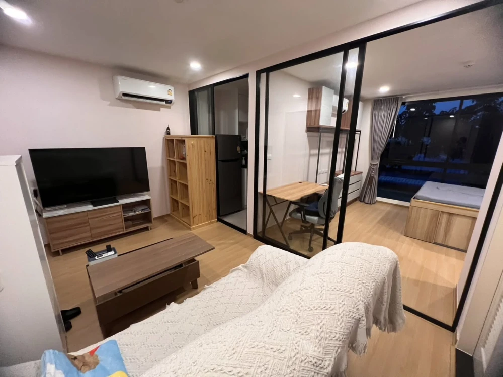 For Rent: Bangkok Horizon Lite @ Phetkasem 48 Station. Spacious and comfortable rooms with ample usable space. Book now!