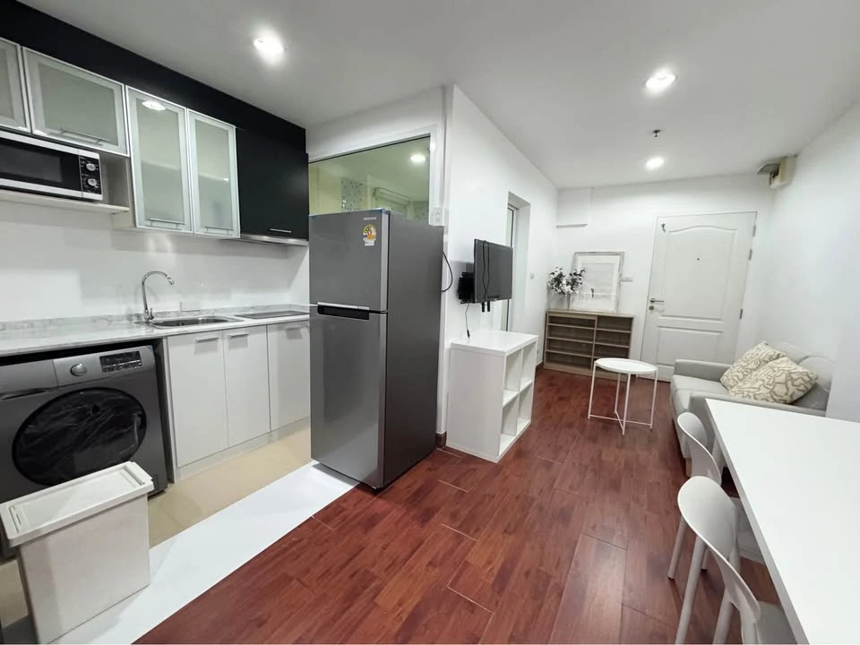 For rent Bangkok Horizon Ramkhamhaeng, a nice room with complete facilities. Hurry and book now.