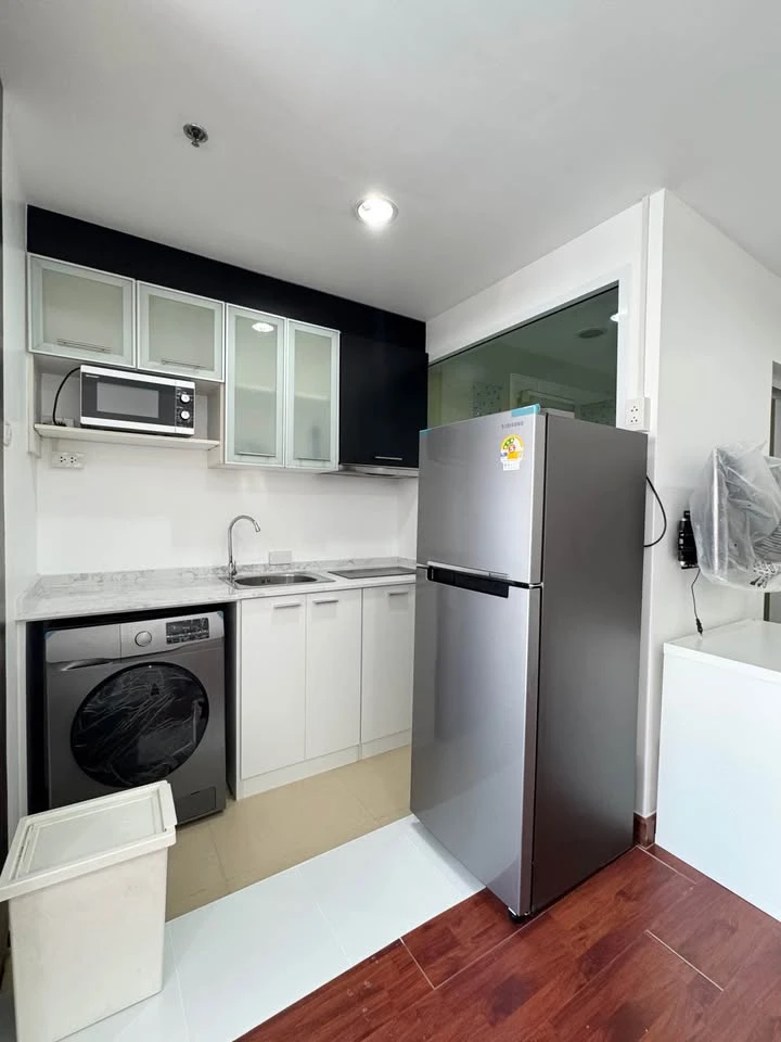 For rent Bangkok Horizon Ramkhamhaeng, a nice room with complete facilities. Hurry and book now.
