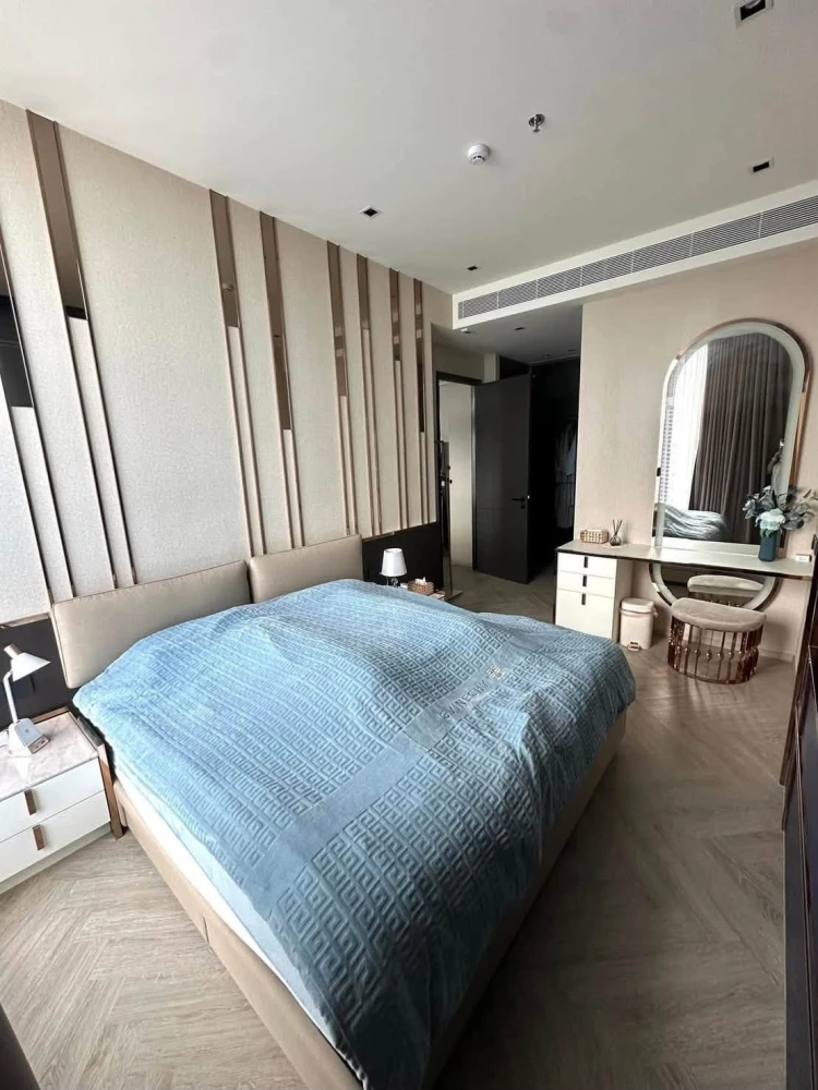 For rent: Chapter Charoennakhon - Riverside. Spacious and comfortable room on the 24th floor with Asiatique view. Convenient and complete amenities. B
