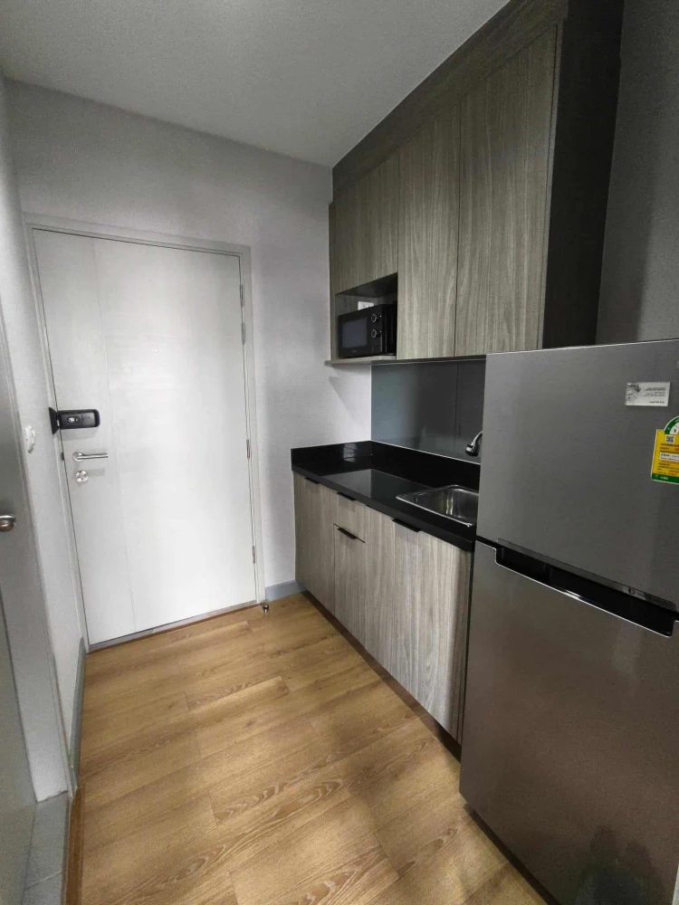 For rent chapter one mid town ladprao 24 Studio room decorated in loft style, fully furnished, garden view, good atmosphere.