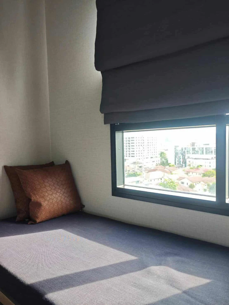 For rent chapter one mid town ladprao 24 Studio room decorated in loft style, fully furnished, garden view, good atmosphere.