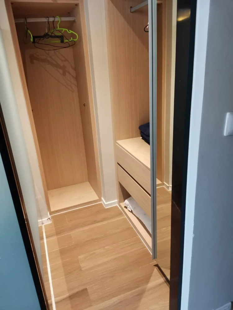 For rent sell Circle S Sukhumvit 12, spacious room, lots of usable space, hurry up and reserve now, don't let it slip away.
