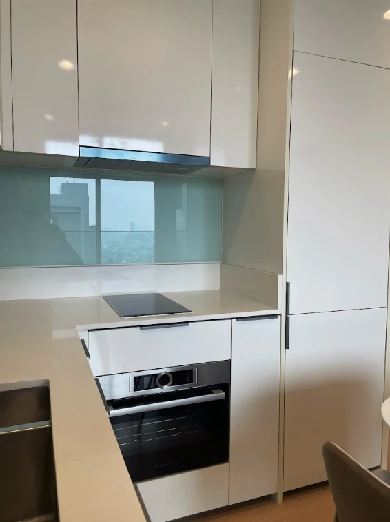 Condo for rent, Anil Sathorn 12. Spacious room with ample living space. Fully furnished with appliances. Book now!