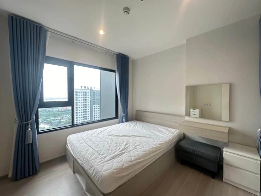 Condo for rent: Aspire Erawan Prime, 28th floor, great view, full amenities. Book now! Don't miss out!