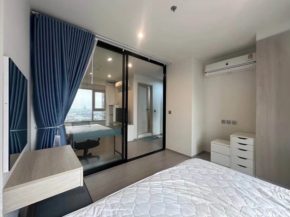 Condo for rent: Aspire Erawan Prime, 28th floor, great view, full amenities. Book now! Don't miss out!
