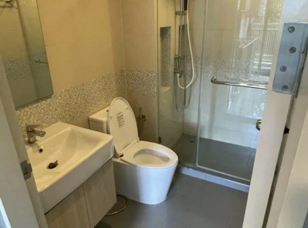 For rent condo Chewathai Hallmark Charan 13 ห้องน่าอยู่  เฟอร์นิเจอร์ Buil-in แต่งครบ หิ้วกระเป๋ามาอยู่ได้เลย