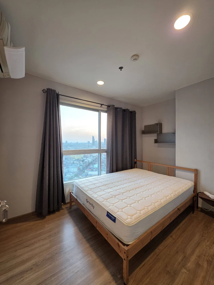 Condo for rent: Fuse Chan - Sathorn. A lovely unit on the 29th floor with beautiful views both day and night. Convenient and fully furnished, ready to