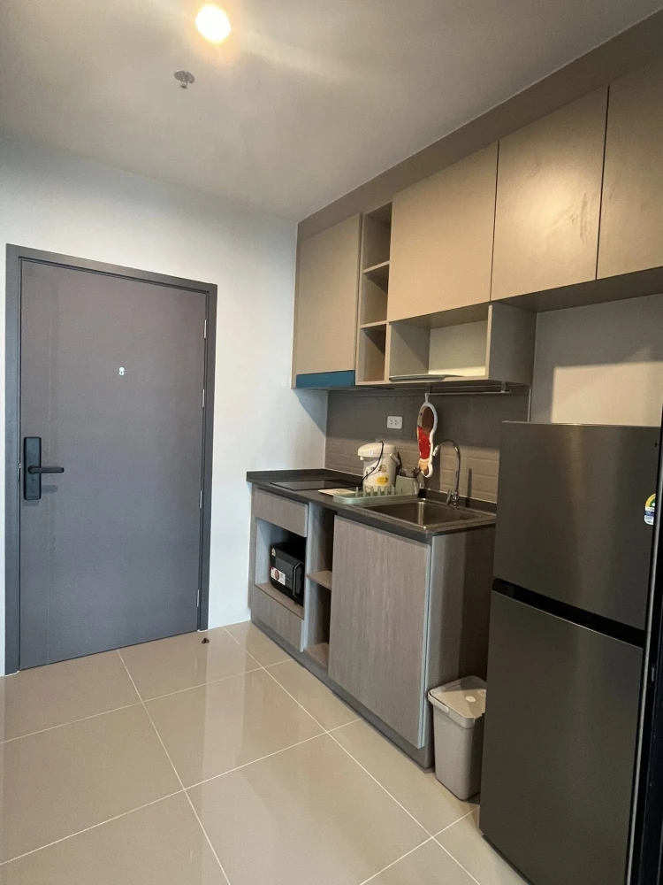 For rent condo Ideo Ramkhamhaeng - Lam Sali Station, nice room, fully furnished, appliances included, come and reserve now.