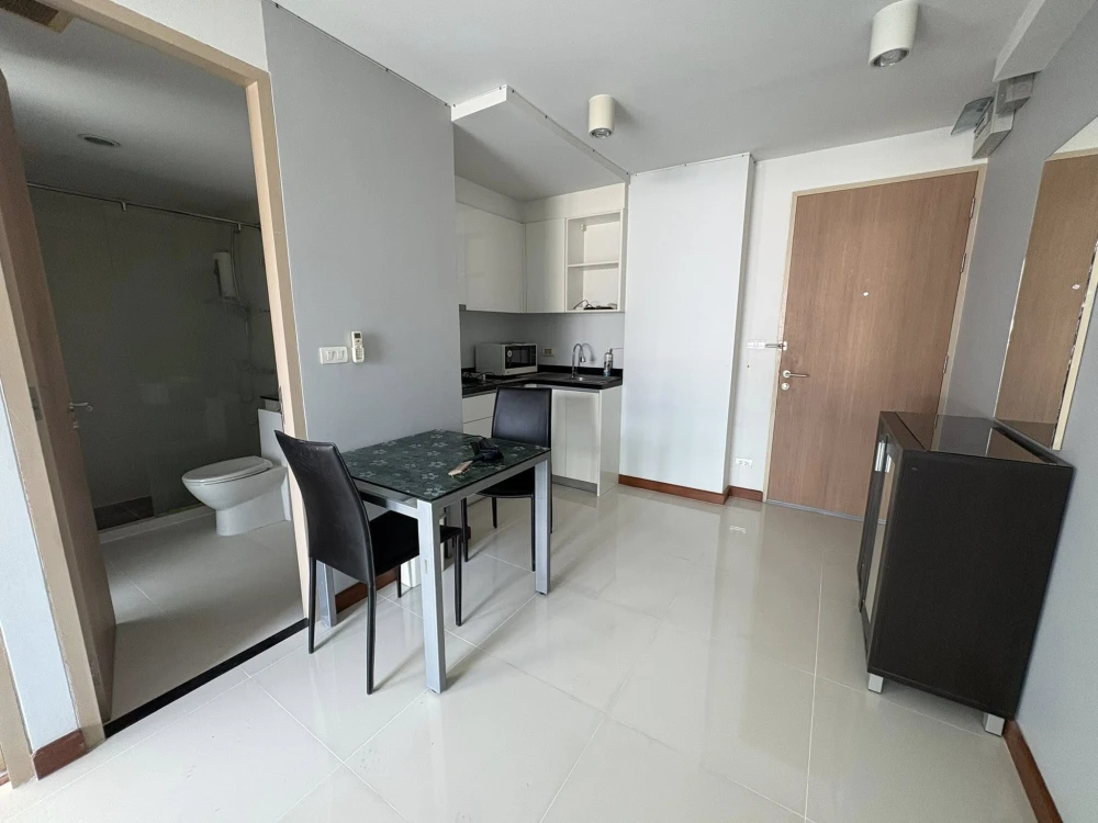 For rent condo Le Cote Thonglor 8 ห้องกว้างขวาง มาพร้มพื้นที่ใช้สอยจุใจ สะดวกครบจบที่เดียว จองเลย