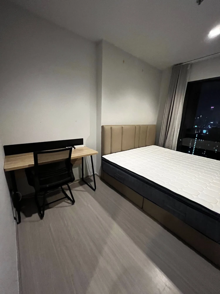 For rent condo Life Asoke Rama 9 ชั้น 33 วิวเมืองสวย โล่งสบาย มาพร้อมสิ่งอำนวยความสะดวกครบ จองเลย