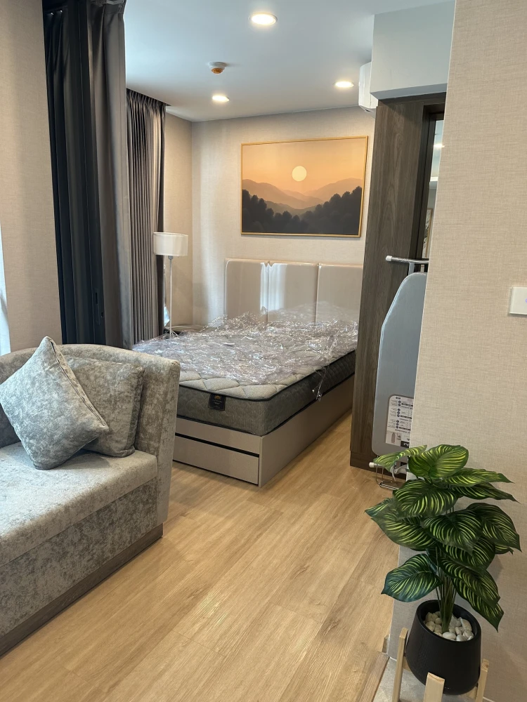 For rent condo LLOYD SOONVIJAI-THONGL ห้องน่าอยู่ เฟอร์ เครื่องใช้ไฟฟ้าครบ มาแต่ตัวเข้าอยู่ได้เลย