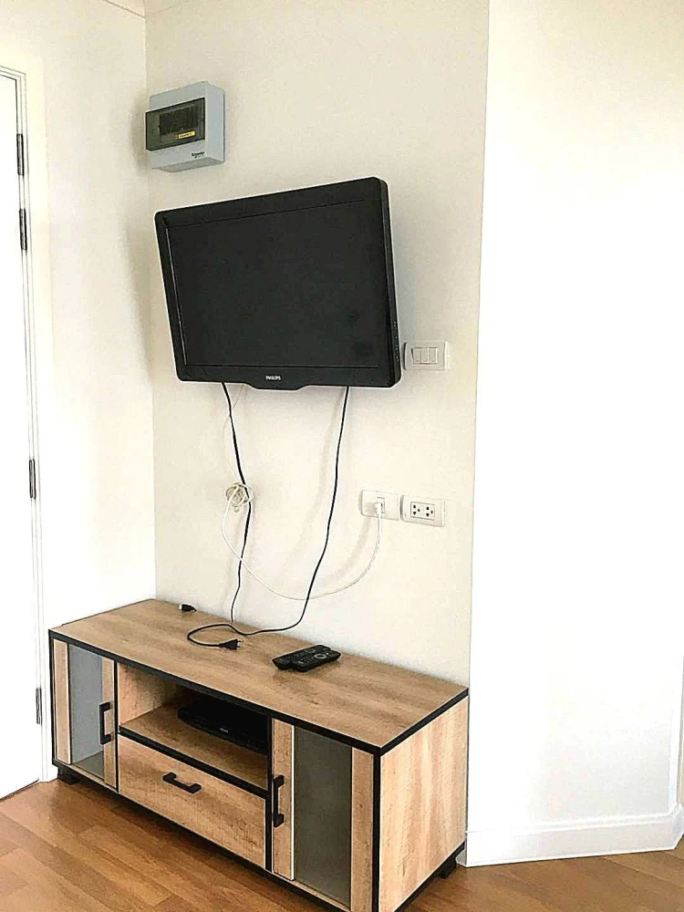 Condo for rent, Lumpini Place Ratchayothin. Ready to move in, fully furnished. Book now, don't miss out!