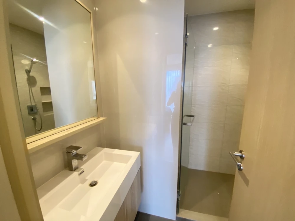 For rent Condo MARU Ekkamai 2, 24th floor, north side, decorated and ready to move in. Just come and move in. Don't wait.