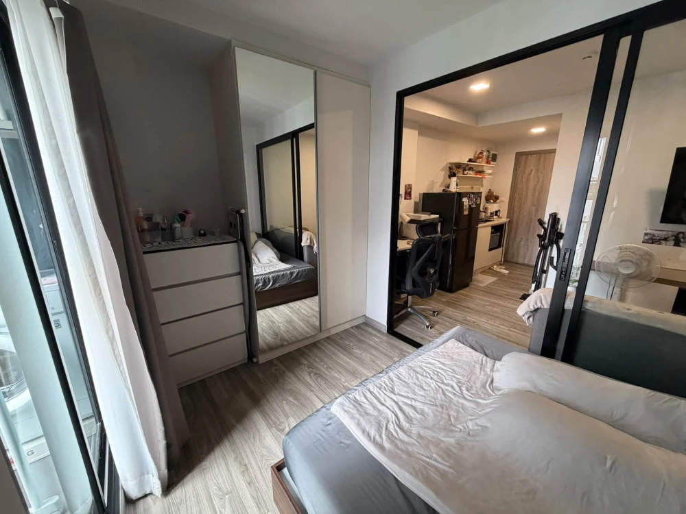 For rent condo Monte’ RSU ห้องพร้อมอยู่ เฟอร์ เครื่องใช้ไฟฟ้าครบ มาแต่ตัวเข้าอยู่ได้เลย คุณต้องไม่พลาด
