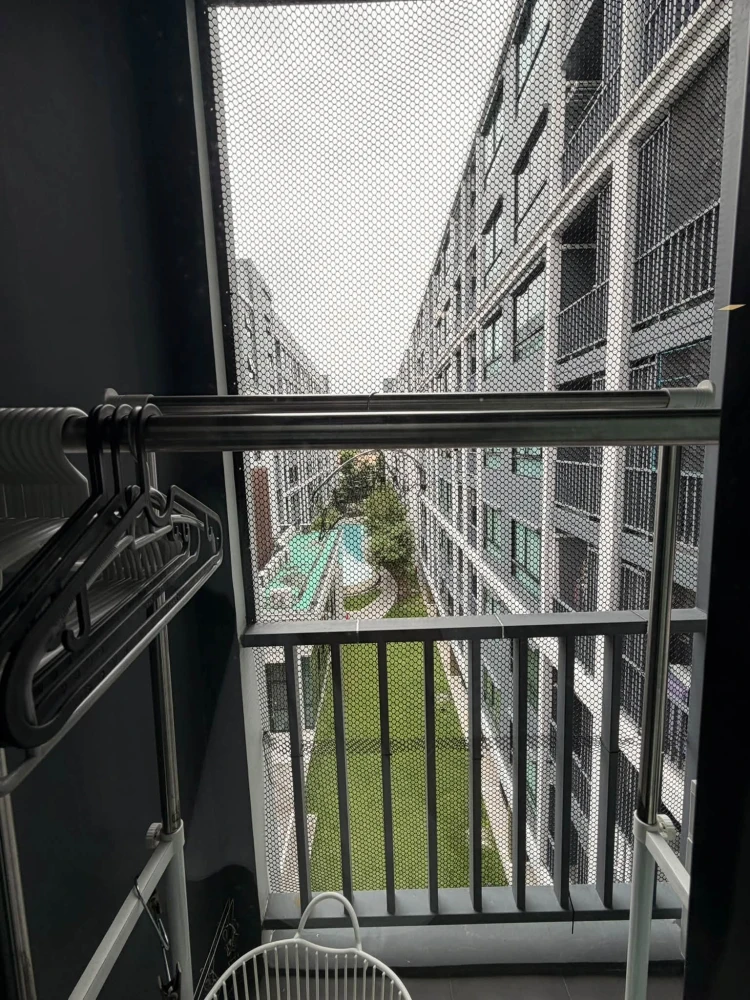 For rent condo Monte’ RSU ห้องพร้อมอยู่ เฟอร์ เครื่องใช้ไฟฟ้าครบ มาแต่ตัวเข้าอยู่ได้เลย คุณต้องไม่พลาด