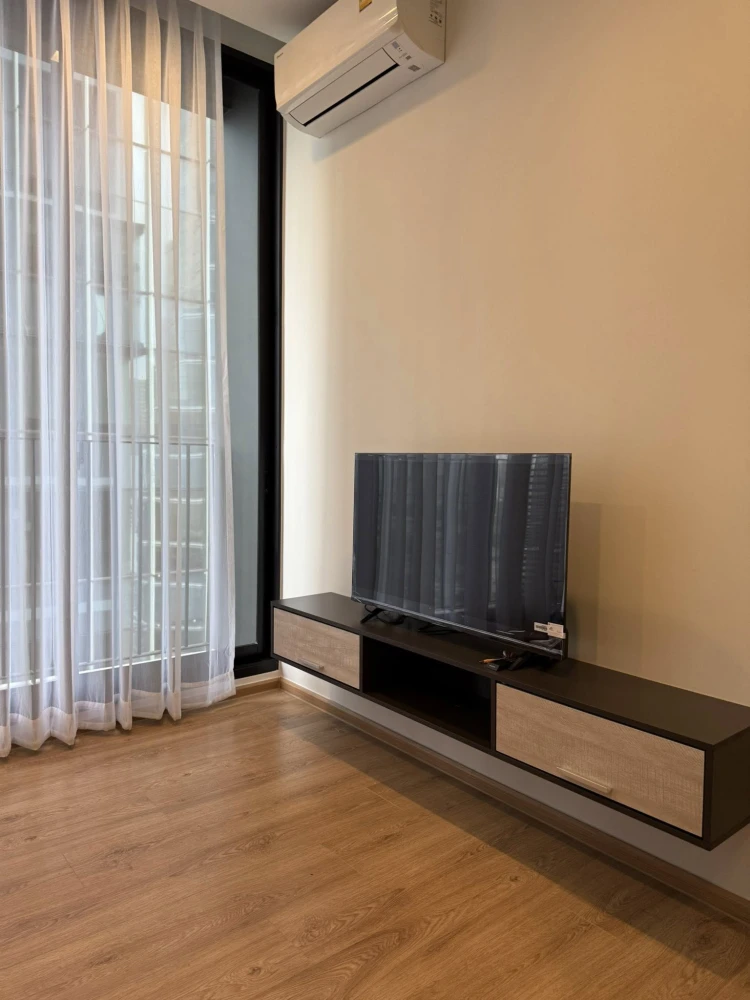 For rent condo Noble Around Ari ห้องพร้อมอยู่ กั้นแยกอย่างดี ราคาอย่างคุ้ม รีบมาจองเลย อย่าพลาด