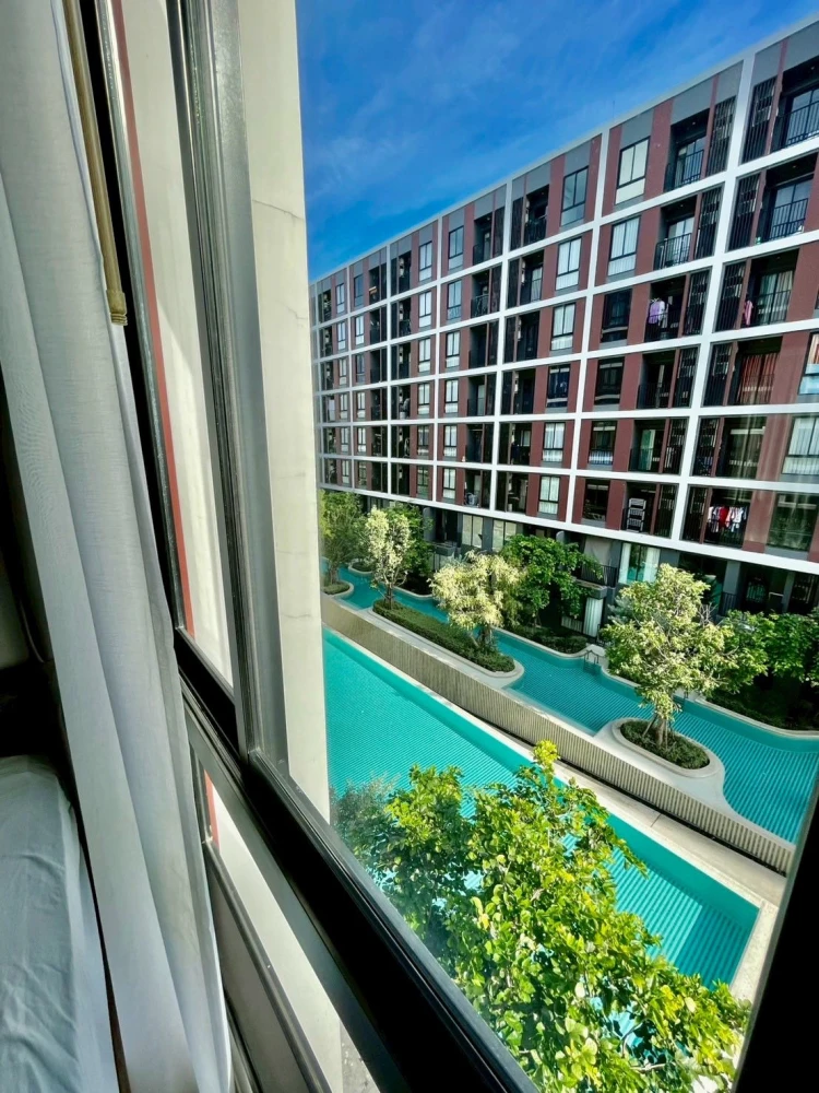 For rent condo Nue Core Khu Khot Station, quiet corner room, private, complete here, hurry and move in.