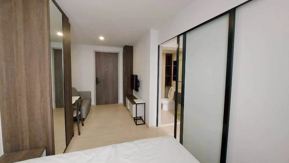 For rent condo Nue Cross Khukhot ห้องพร้อมอยู่ สิ่งอำนวยความสะดวกครบ มาแต่ตัวเข้าอยู่ได้เลย