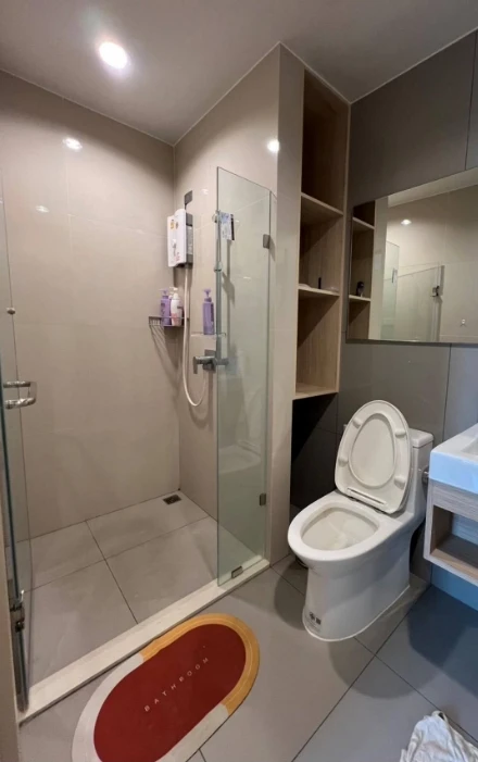 For rent condo Nue Noble Ngamwongwan ห้องพร้อมอยู่ เฟอร์ เครื่องใช้ไฟฟ้าครบ มาจองเลยจ้า
