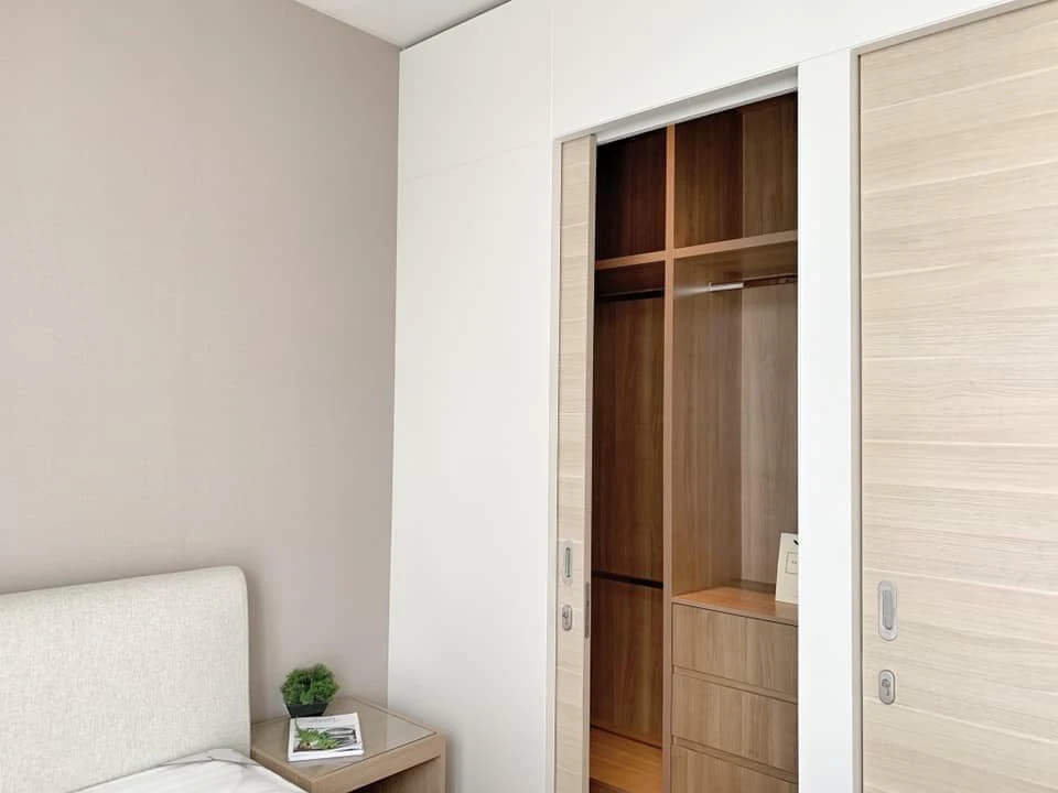 For rent Condo Park 24 Origin Phrom Phong, corner room, no blocked view, very beautifully decorated, hurry and reserve now.