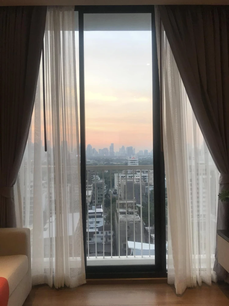 For rent Condo Park 24 Origin Phrom Phong, corner room, no blocked view, very beautifully decorated, hurry and reserve now.