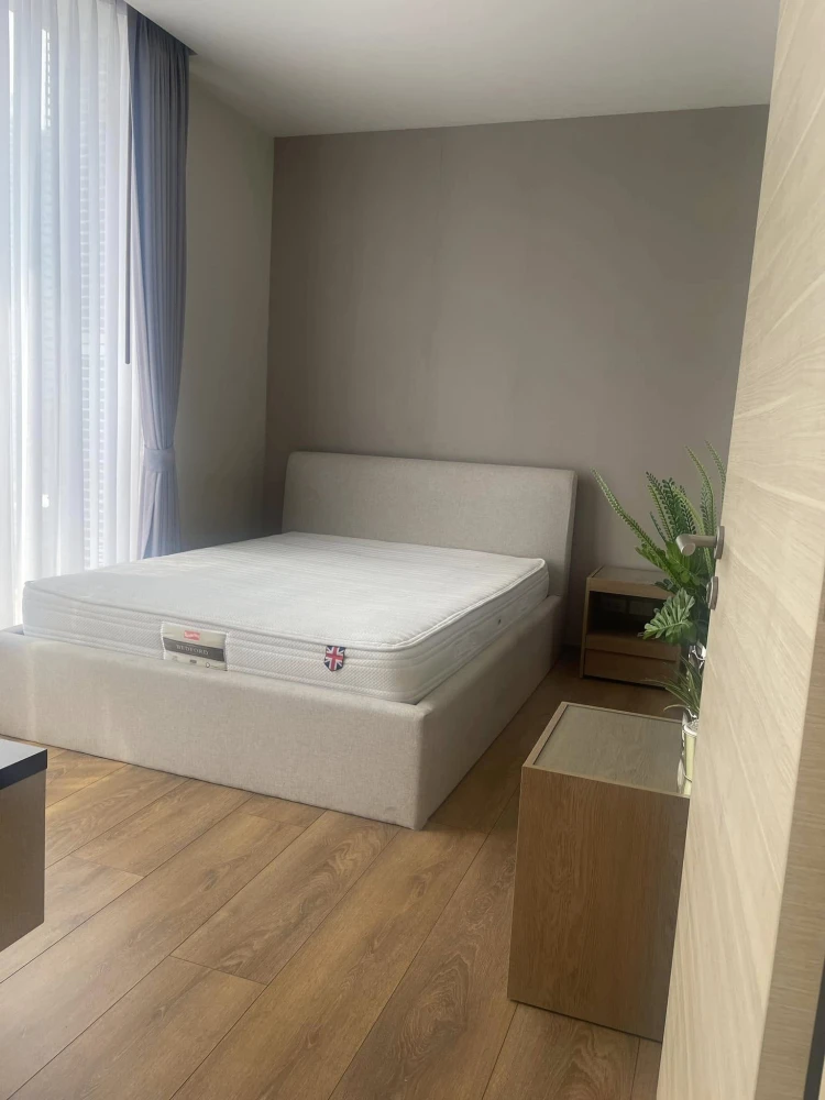 For rent Condo Park 24 Origin Phrom Phong, corner room, no blocked view, very beautifully decorated, hurry and reserve now.