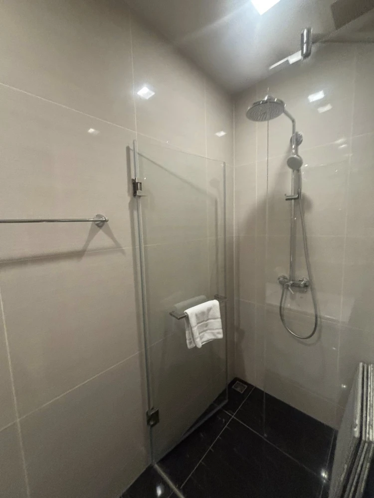 For rent Condo Park 24 Origin Phrom Phong, furnished room, ready to move in, complete facilities, book now.