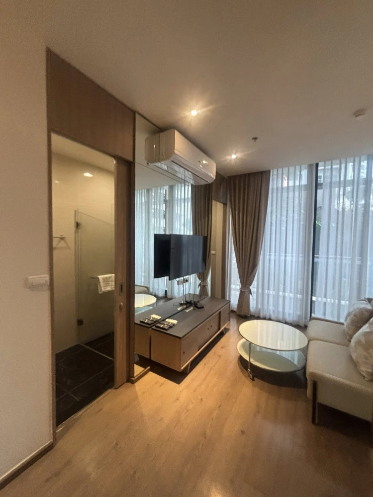 For rent Condo Park 24 Origin Phrom Phong, furnished room, ready to move in, complete facilities, book now.