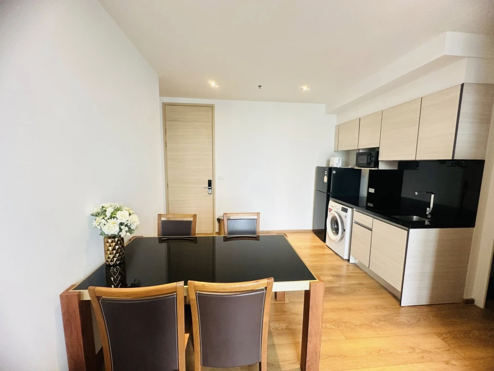 For rent condo Park 24 Origin Phrom Phong, large room, comfortable living, lots of usable space, good price, hurry and reserve now, don't miss out.