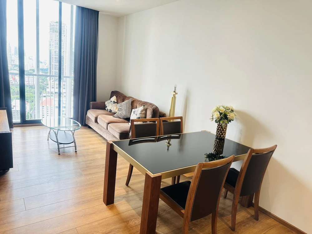 For rent condo Park 24 Origin Phrom Phong, large room, comfortable living, lots of usable space, good price, hurry and reserve now, don't miss out.
