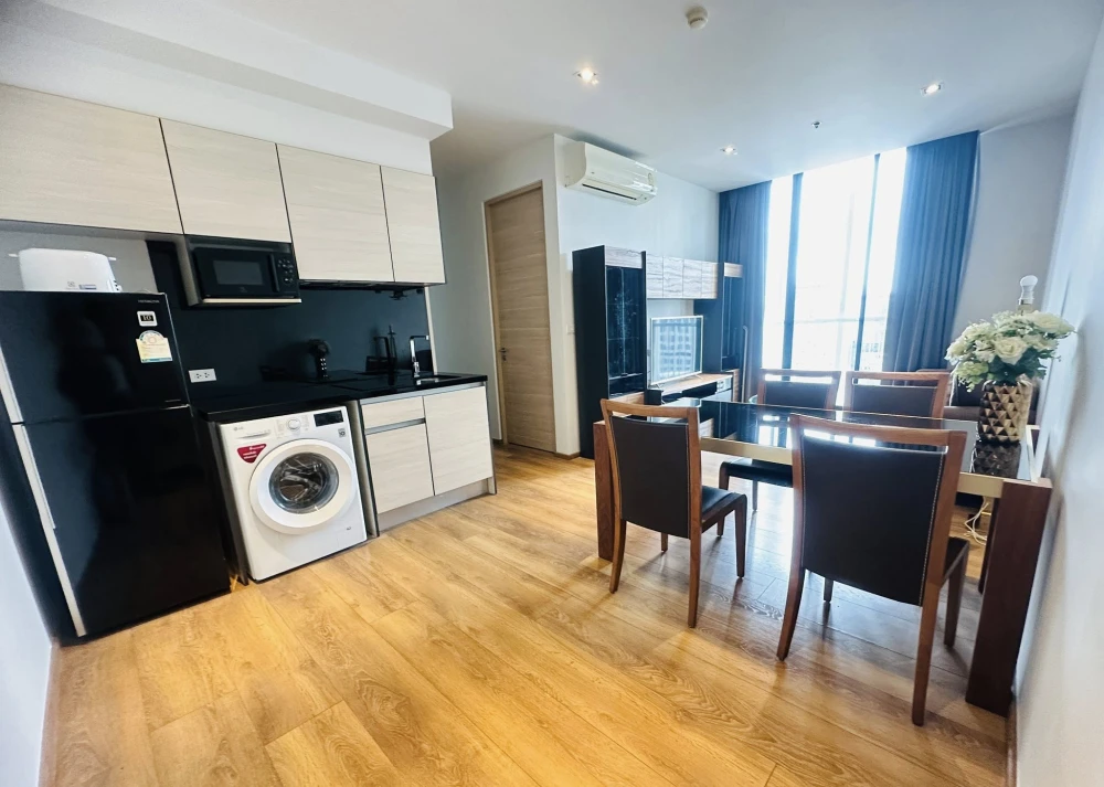 For rent condo Park 24 Origin Phrom Phong, large room, comfortable living, lots of usable space, good price, hurry and reserve now, don't miss out.