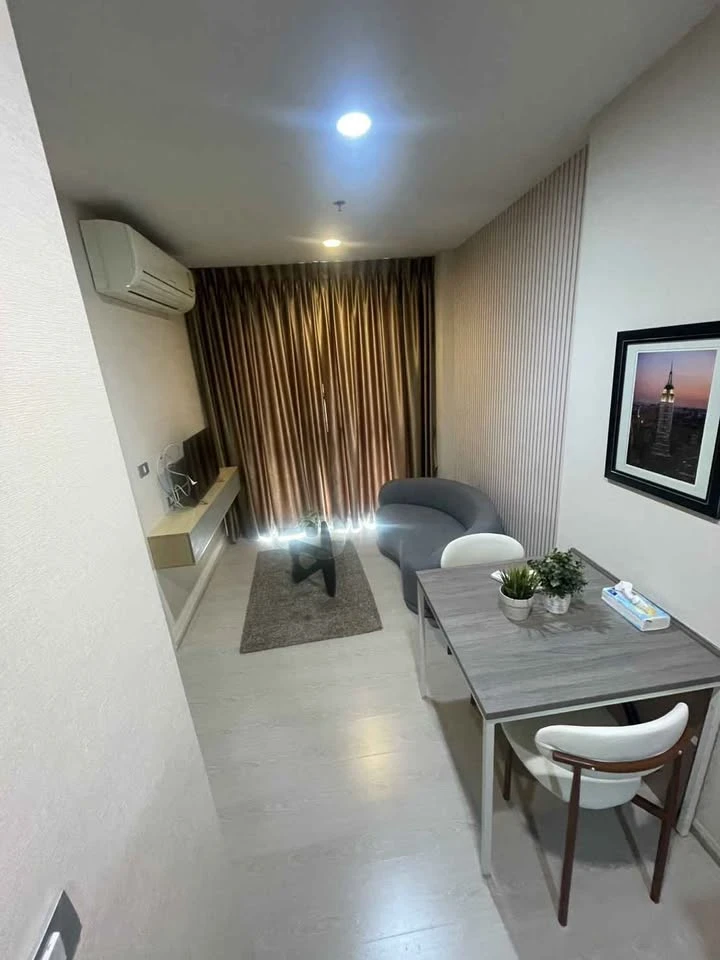 For rent condo Rhythm Asoke 2 ห้องพร้อมอยู่ เฟอร ์เครื่องใช้ไฟฟ้าครบ ราคาจับต้องได้ รีบย้ายด่วนๆ อย่ารอช้า
