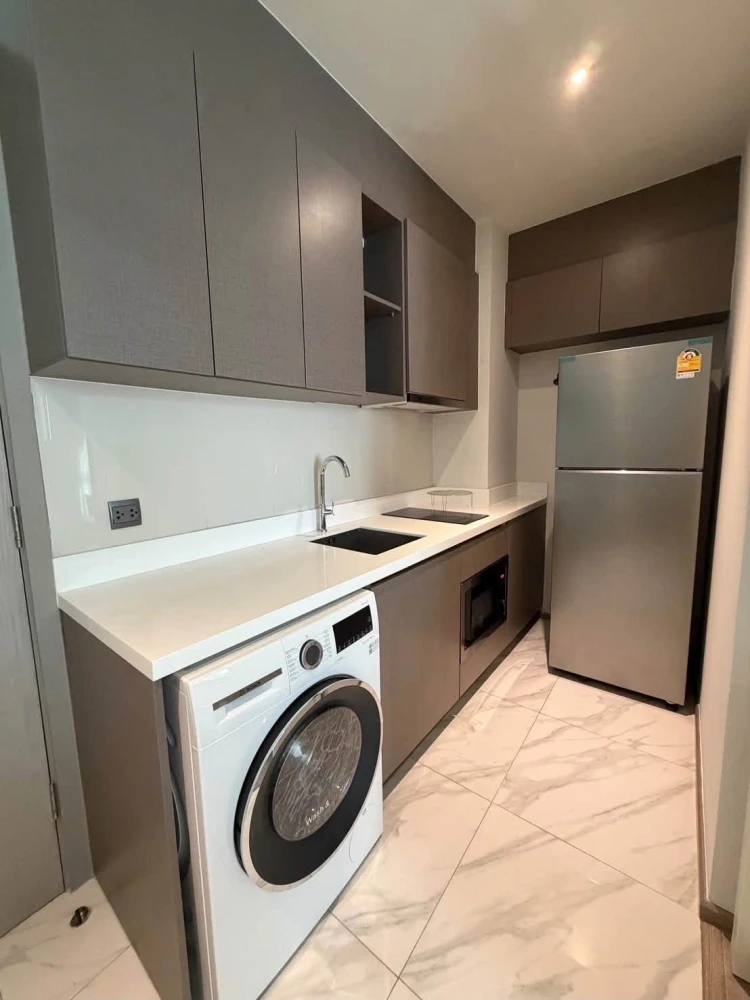 For rent condo Rhythm Ekkamai ห้องน่าอยู่ เฟอร์ เครื่องใช้ไฟฟ้าครบ ราคาอย่างโดน มาจับมาจองได้แล้ววันนี้